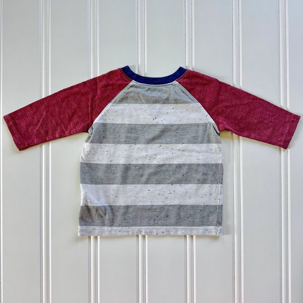 4/$10 - Old Navy Toddler Boy 3/4 Sleeve Shirt | 2T - Picture 6 of 6